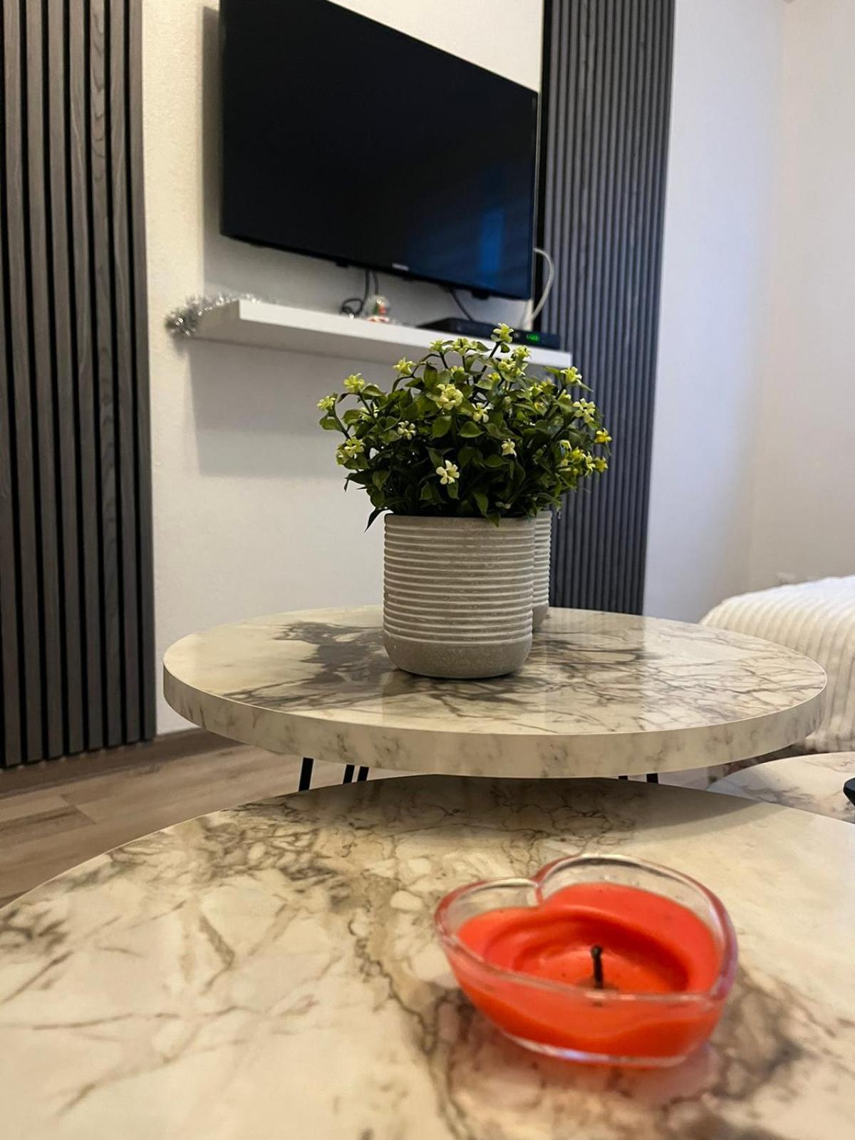 Lovely Apartment In Old Town 400M From City Center Sebilj SJJ Exterior foto