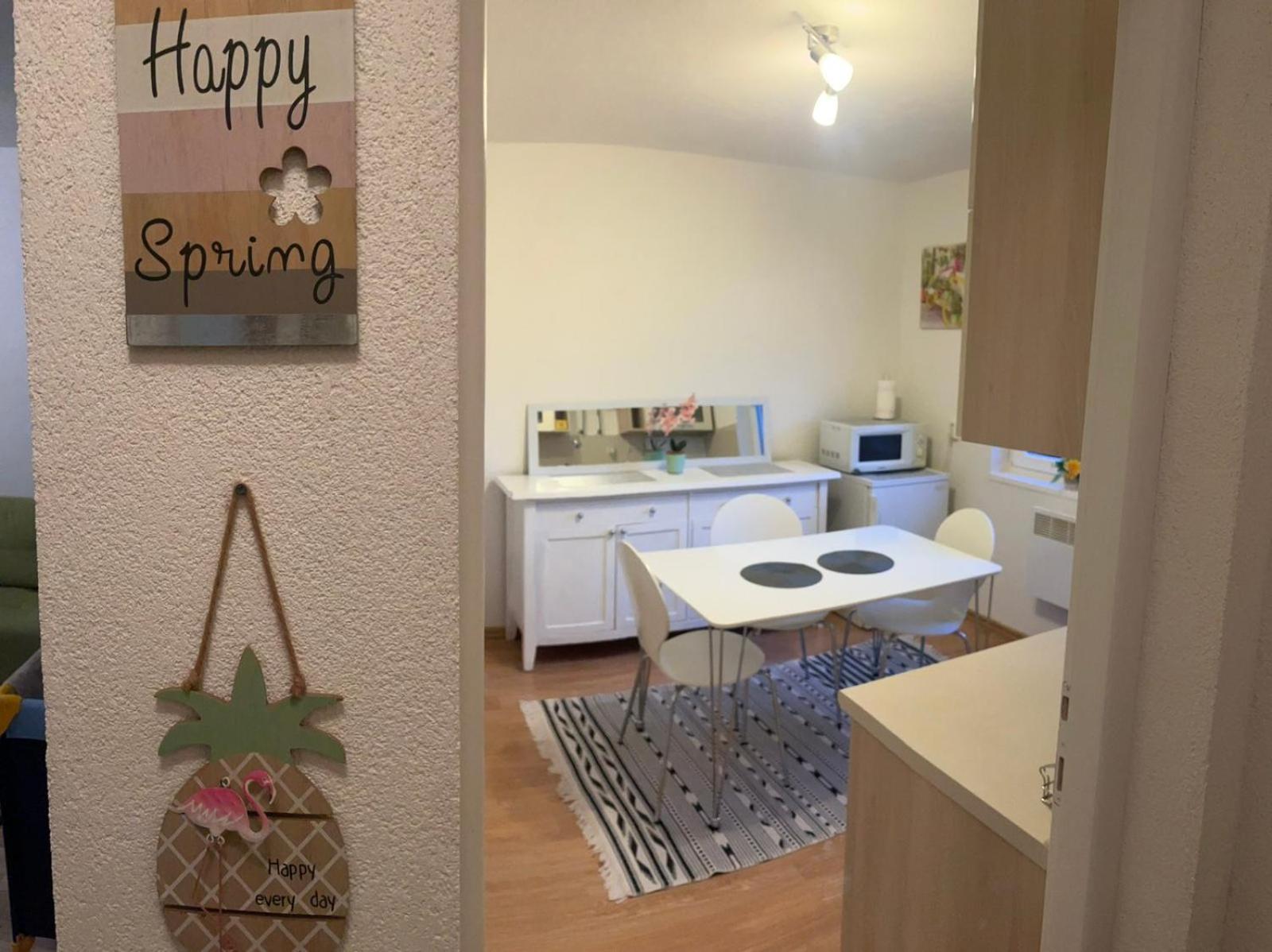 Lovely Apartment In Old Town 400M From City Center Sebilj SJJ Exterior foto